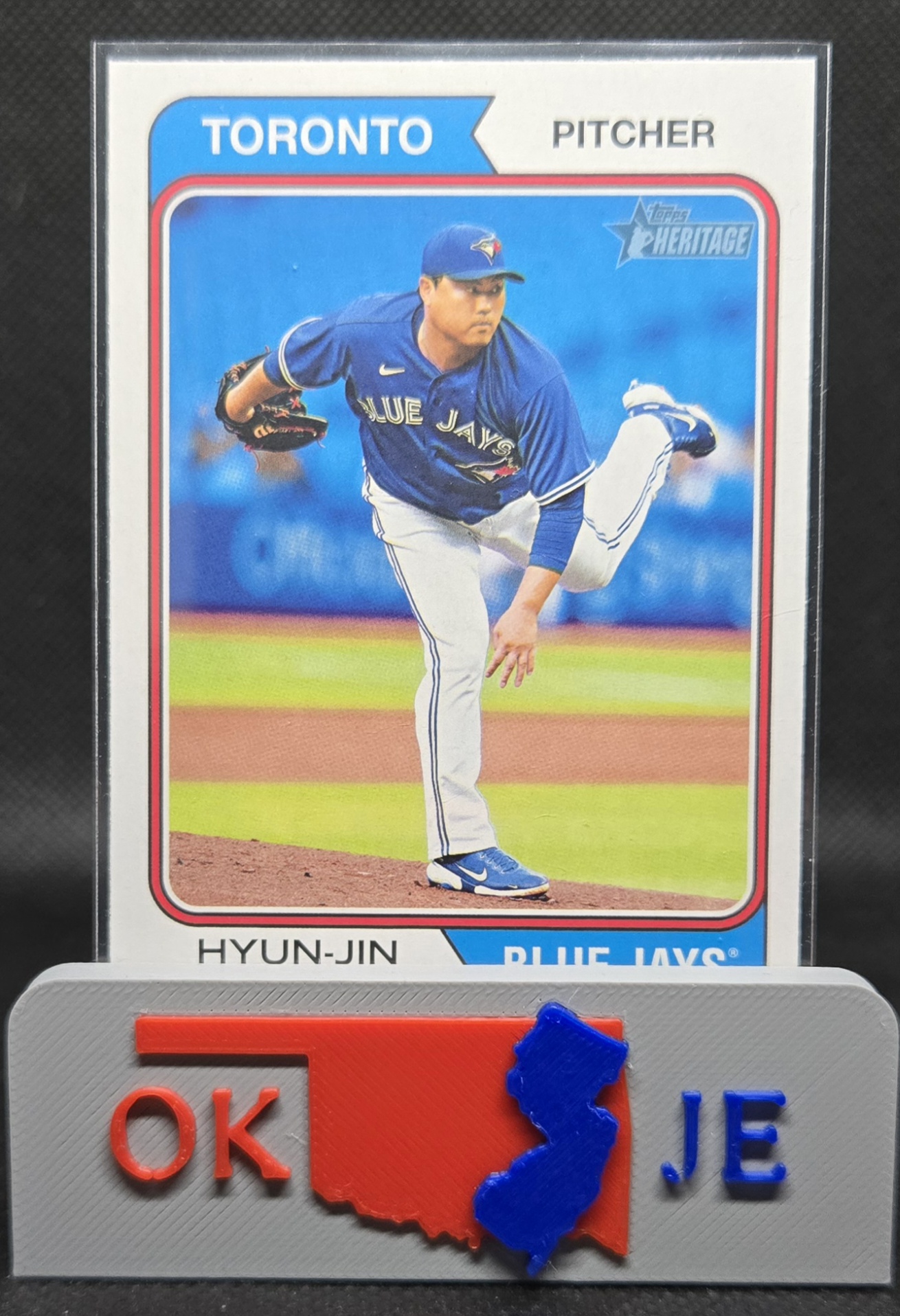 Hyun-Jin Ryu 2023 Heritage Base No 105